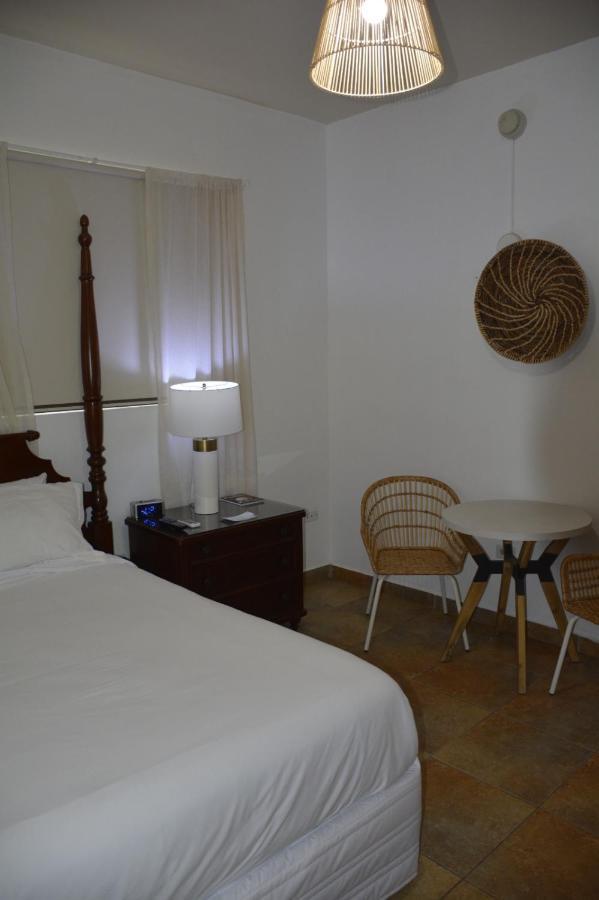 Turtle Bay Inn Lajas Εξωτερικό φωτογραφία