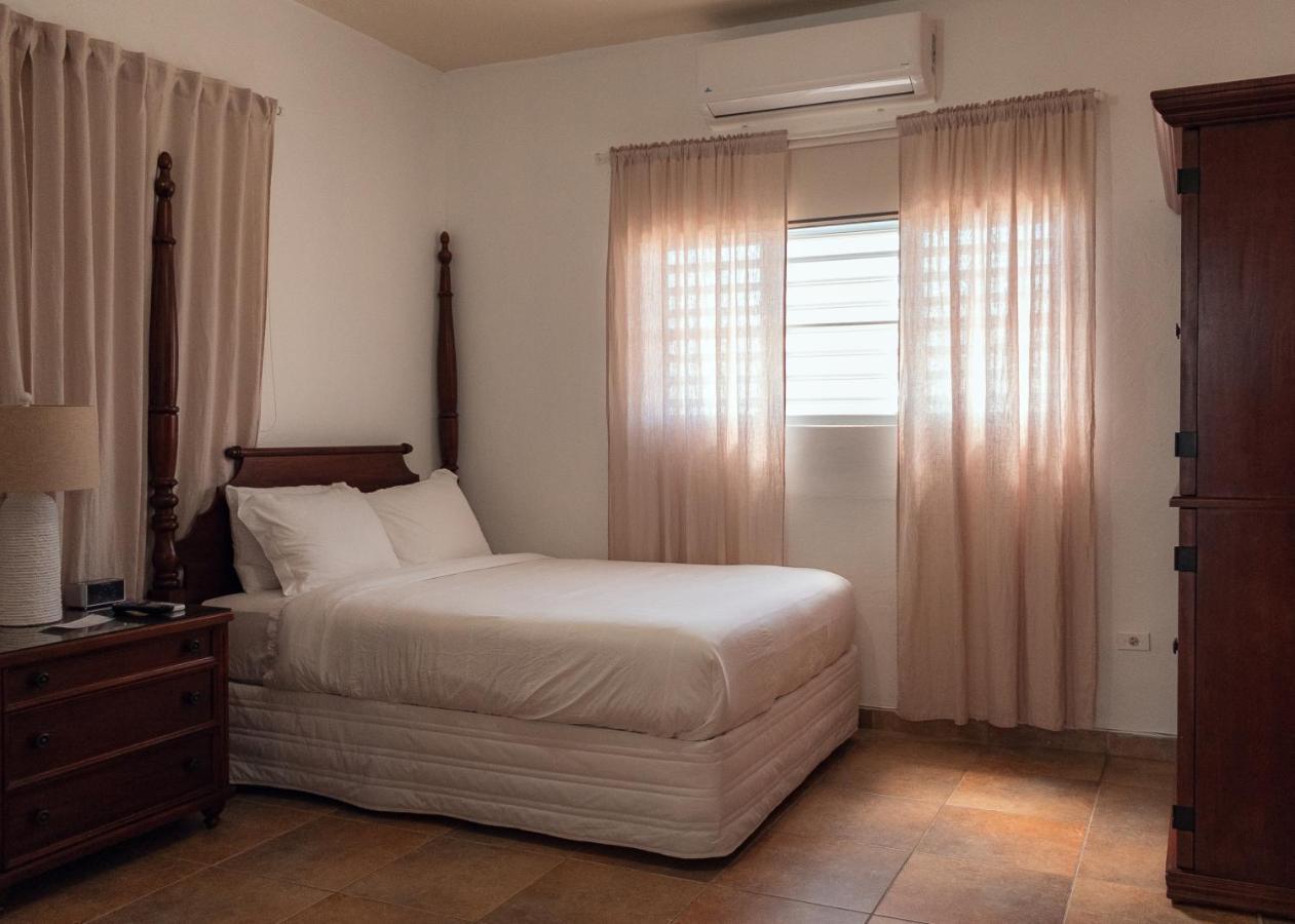 Turtle Bay Inn Lajas Εξωτερικό φωτογραφία