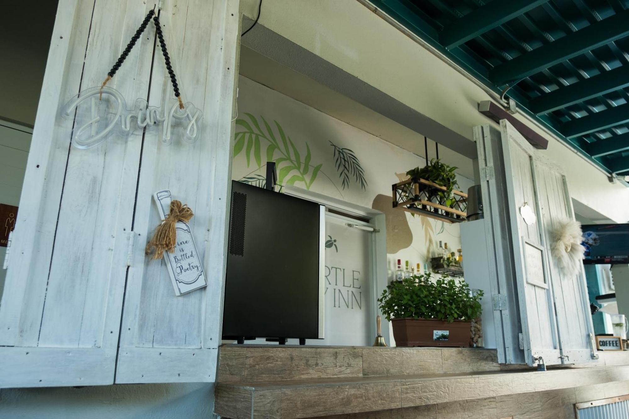 Turtle Bay Inn Lajas Εξωτερικό φωτογραφία