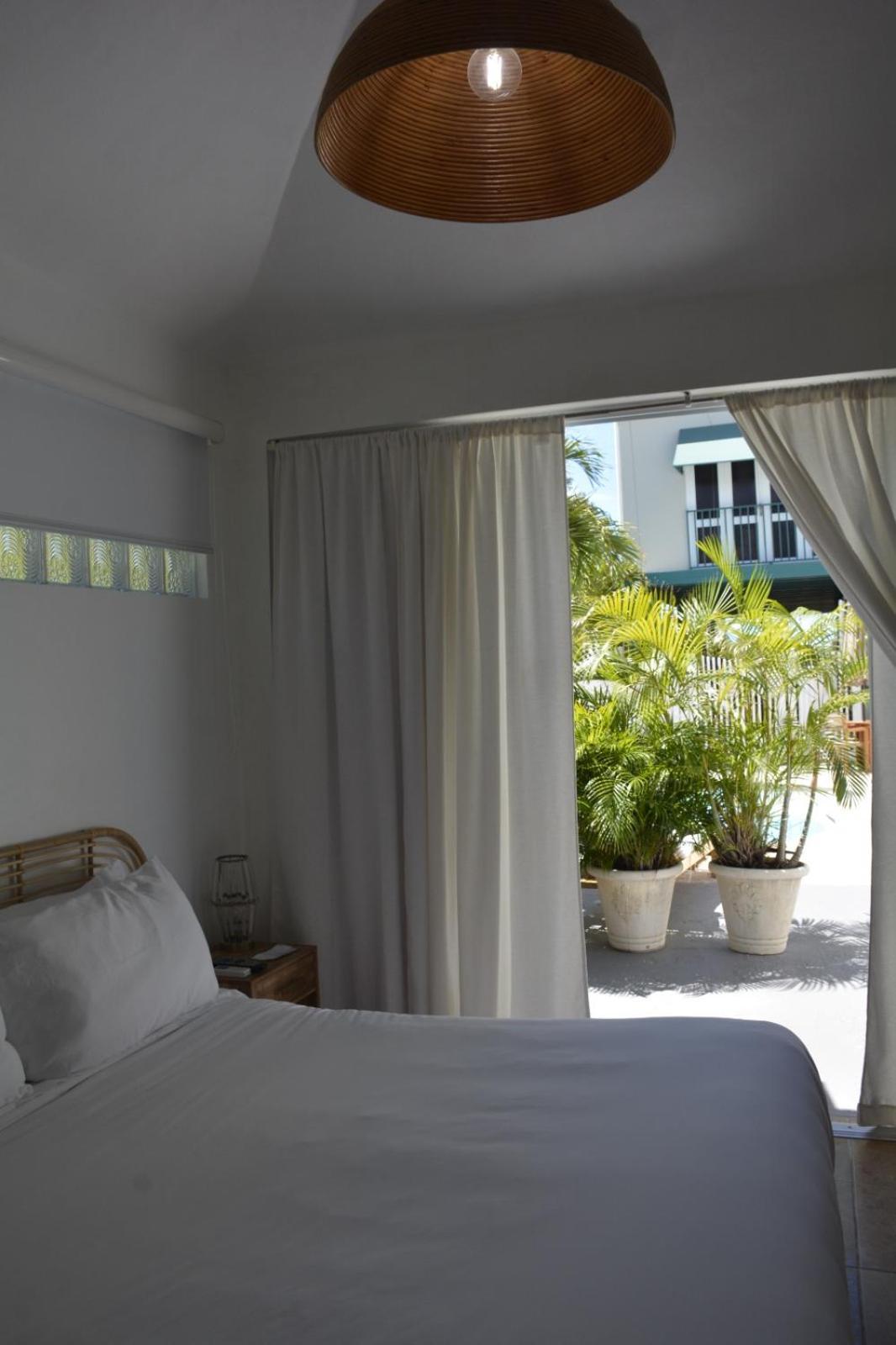 Turtle Bay Inn Lajas Εξωτερικό φωτογραφία